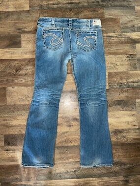Silver Jeans Frances 18”